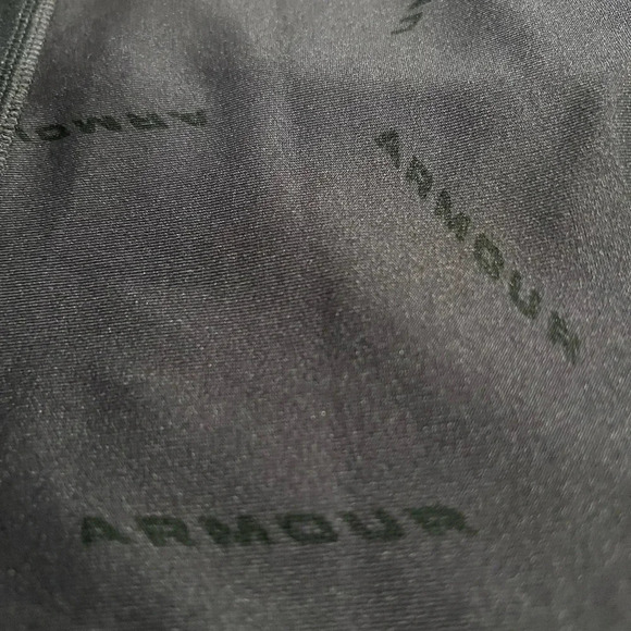 Under Armour Women’s XS Compression Leggings - Picture 3 of 4